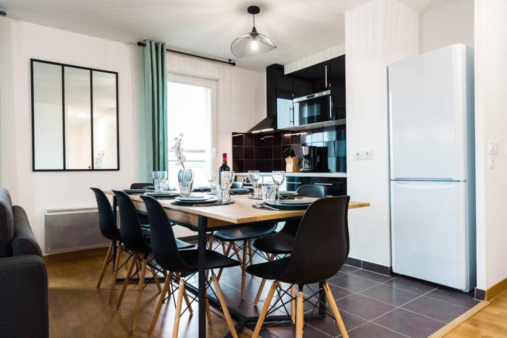 Spacious Suite Disneyland Paris มองต์เตฮวา ภายนอก รูปภาพ